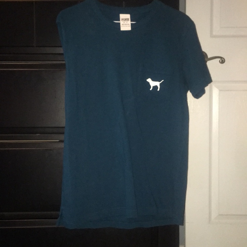 Victoria’s Secret PINK t shirt